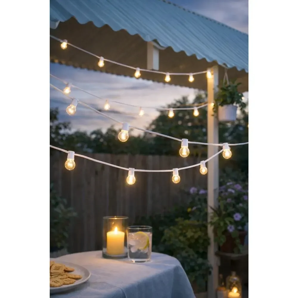 Room Essentials String Lights – Indoor/Outdoor – 20 Lights (White Wire) – New
